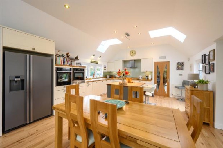Images for Two Hoots, Tomaknock, Crieff, Perthshire