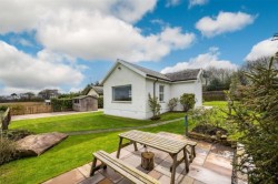 Images for 2 Newbigging Cottages, Rosewell, Midlothian