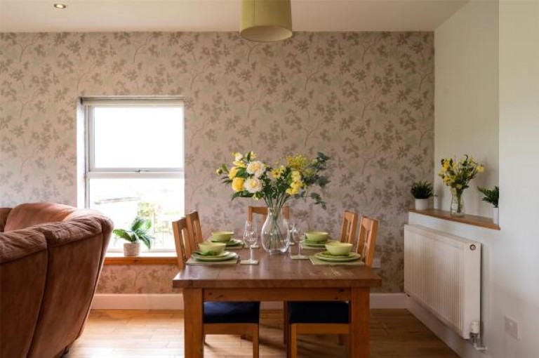 Images for 2 Newbigging Cottages, Rosewell, Midlothian