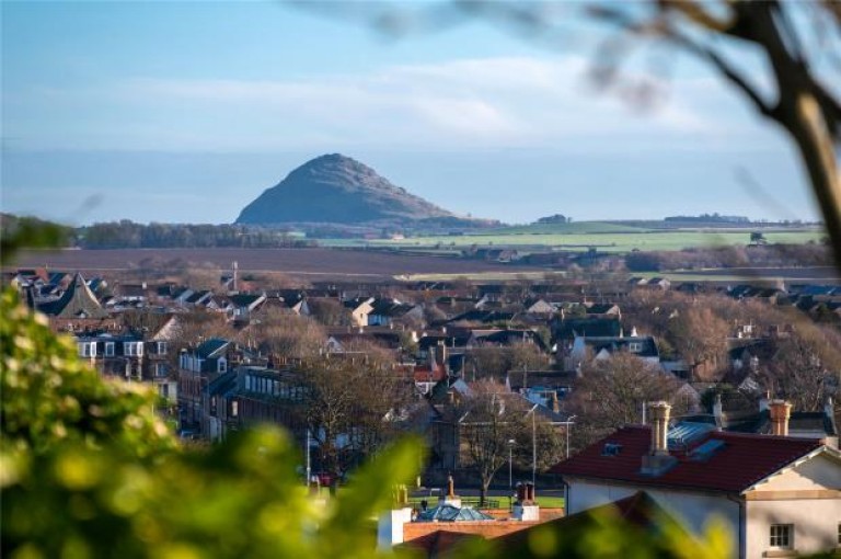 Images for Roundel Cottage, Whim Road, Gullane, East Lothian
