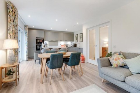 Click the photo for more details of 4 The Heughs View, The Heughs View, Aberdour, Burntisland, Fife