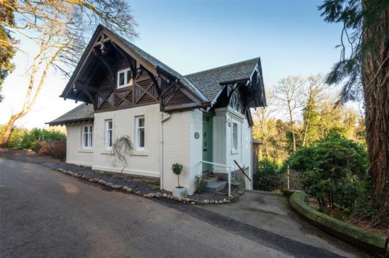 Click the photo for more details of River Lodge, Almondbank, Perth, Perth and Kinross