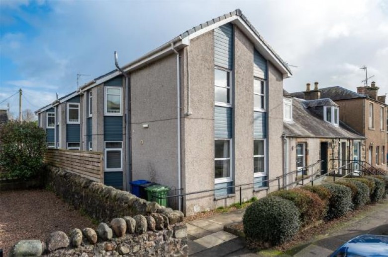 Click the photo for more details of Wardlaw House, Wardlaw House, 11 Station Road, Dollar, Clackmannanshire