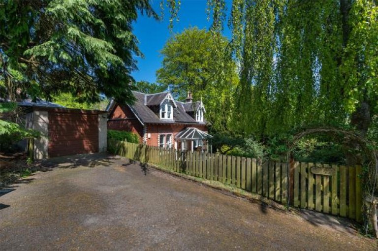 Images for Woodslea Cottage, Woodslea Cottage, 6 Valleyfield View, Penicuik, Midlothian