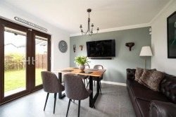 Images for Malachi Gait, Kirkliston, Midlothian