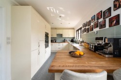 Images for Malachi Gait, Kirkliston, Midlothian