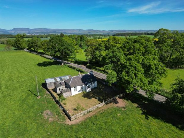 Click the photo for more details of Machany Cottage, Auchterarder, Perth and Kinross