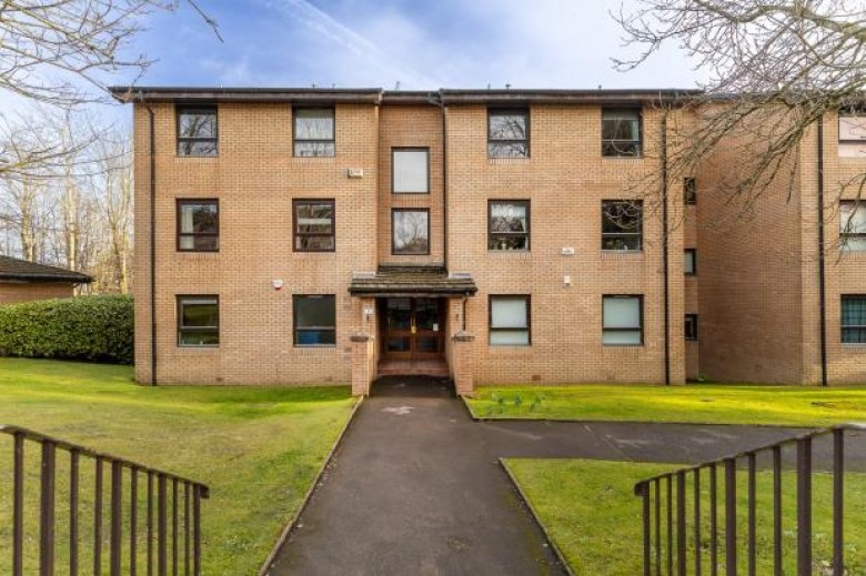 Click the photo for more details of Flat 1/2, Mansionhouse Gardens, Glasgow, City