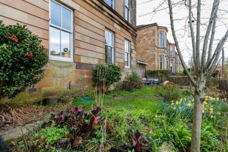 Images for 0/2, Marywood Square, Glasgow