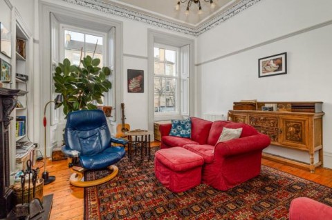 Click the photo for more details of 0/2, Marywood Square, Glasgow