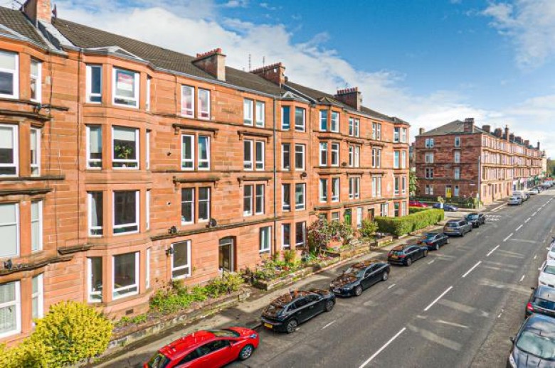 Click the photo for more details of 3/1, Minard Road, Glasgow