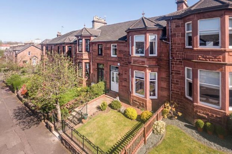 Click the photo for more details of Lockerbie Avenue, Newlands, Glasgow
