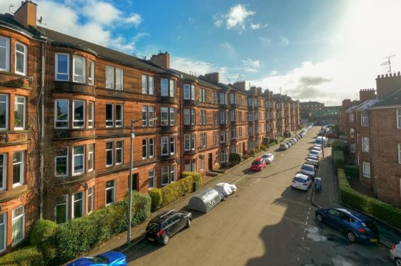 Click the photo for more details of 2/2, Norham Street, Shawlands, Glasgow