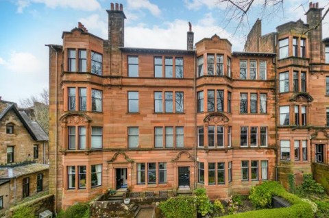 Click the photo for more details of 2/1, Camphill Avenue, Shawlands, Glasgow