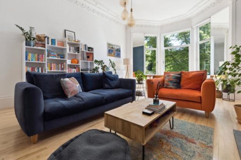 Click the photo for more details of Flat 1/2, Tantallon Road, Shawlands, Glasgow