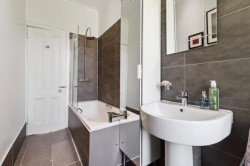 Images for Flat 1/2, Tantallon Road, Shawlands, Glasgow