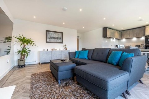 Click the photo for more details of Flat 11 C, Pollokshaws Road, Shawlands, Glasgow