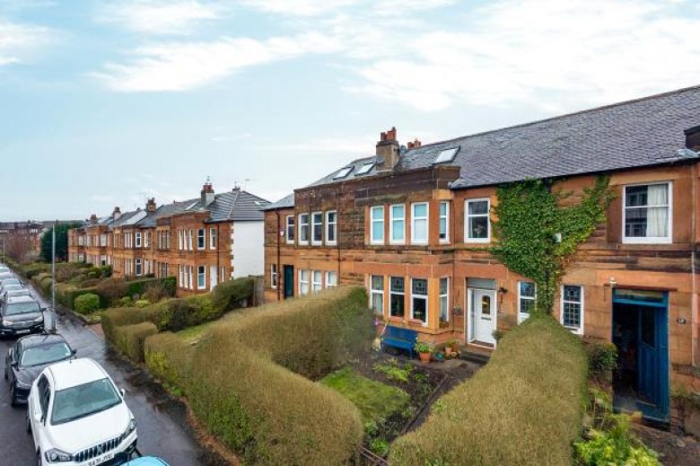 Click the photo for more details of Thorncliffe Gardens, Strathbungo, Glasgow