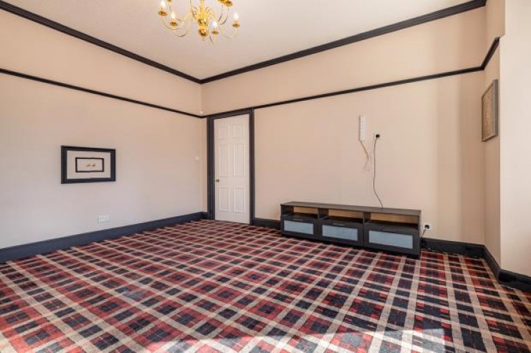 Images for Dalkeith Avenue, Dumbreck, Glasgow