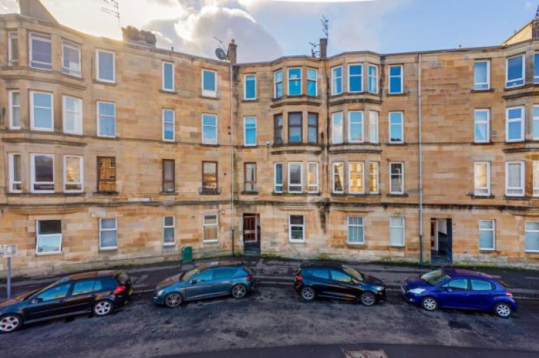 Click the photo for more details of 0/3, Prince Edward Street, Queens Park