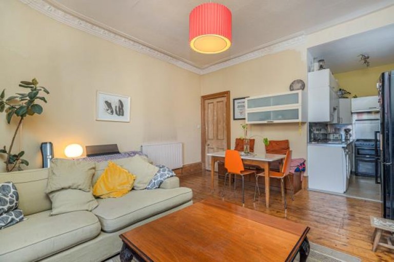 Images for 0/3, Prince Edward Street, Queens Park