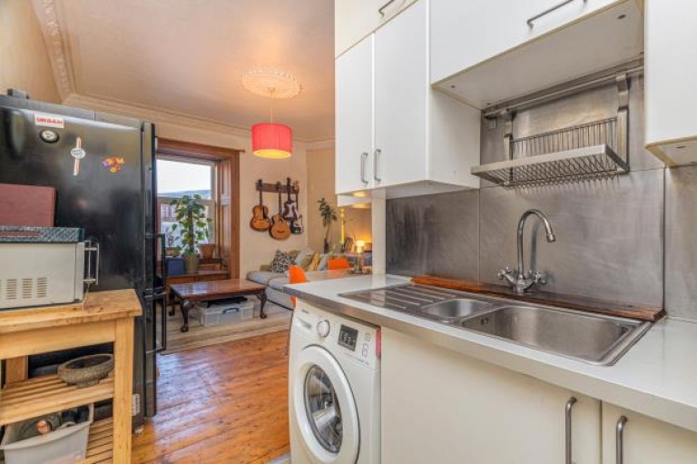 Images for 0/3, Prince Edward Street, Queens Park