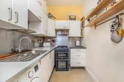 Images for 0/3, Prince Edward Street, Queens Park