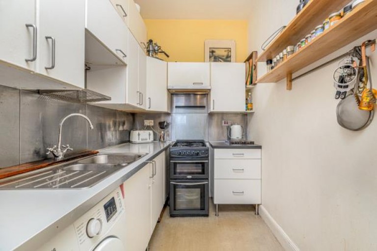Images for 0/3, Prince Edward Street, Queens Park