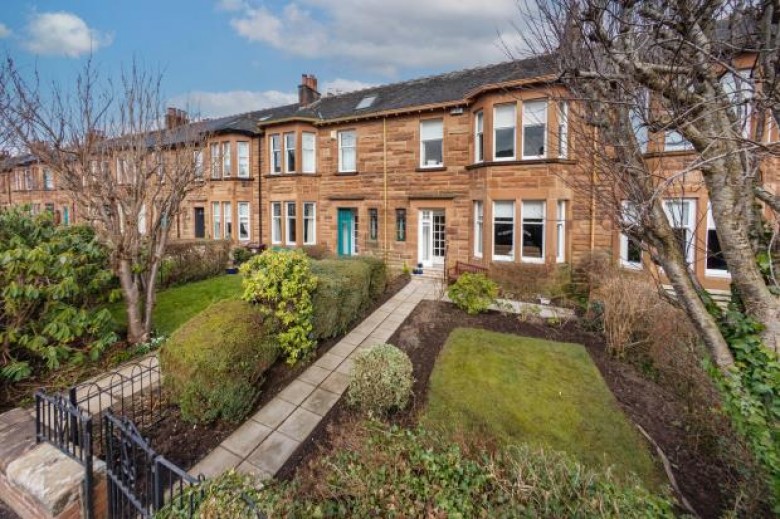 Click the photo for more details of First Avenue, Netherlee, Glasgow