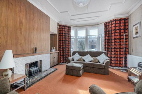 Click the photo for more details of First Avenue, Netherlee, Glasgow