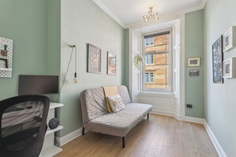 Images for Flat 1/1, Cartvale Road, Battlefield