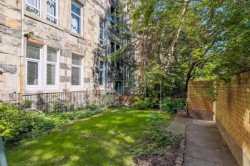 Images for Flat 1/1, Cartvale Road, Battlefield
