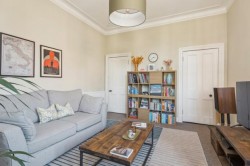 Images for Flat 1/1, Cartvale Road, Battlefield