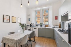 Images for Flat 1/1, Cartvale Road, Battlefield