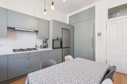 Images for Flat 1/1, Cartvale Road, Battlefield