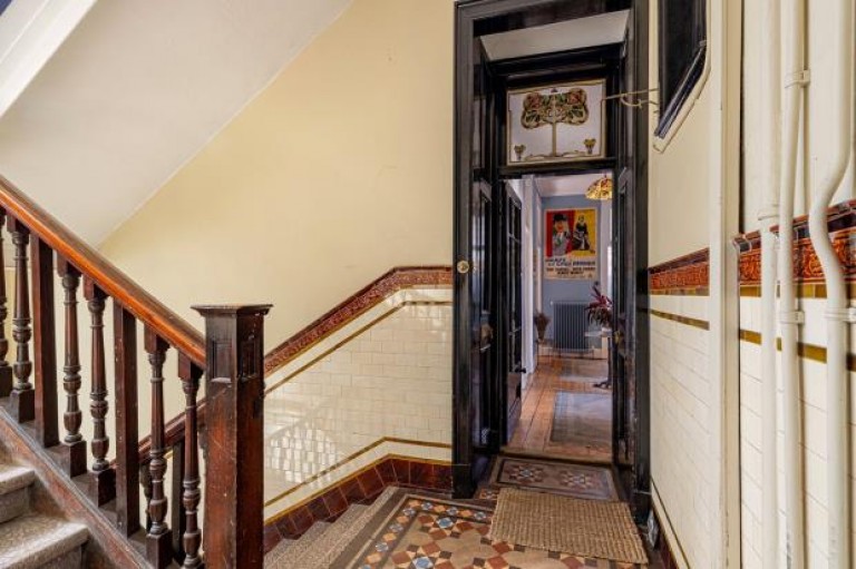 Images for Flat 2/1, Camphill Avenue, Shawlands, Glasgow