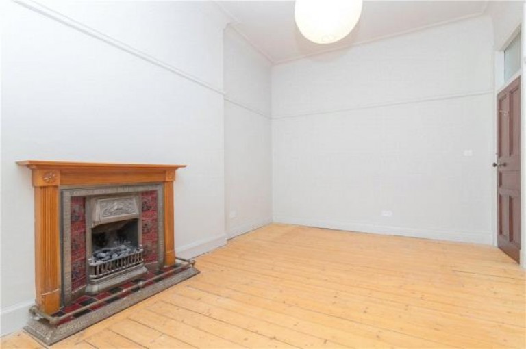 Images for 2/1, Camphill Avenue, Shawlands, Glasgow