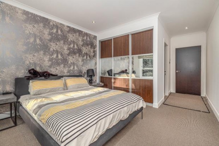 Images for 1/2, St. Andrews Drive, Pollokshields, Glasgow