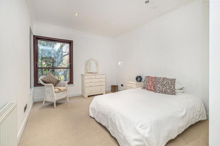Images for 1/2, St. Andrews Drive, Pollokshields, Glasgow