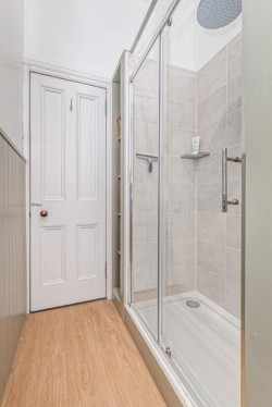 Images for 3/1, Daisy Street, Govanhill, Glasgow