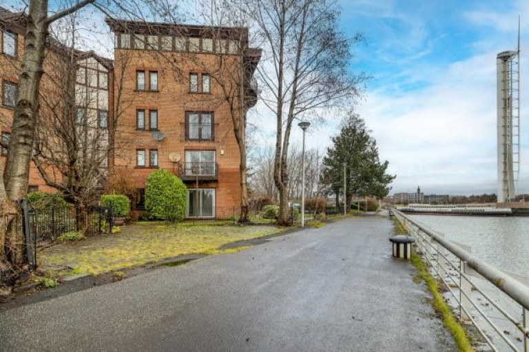 Images for Flat 0/2, Canting Way, Pacific Quay, Glasgow
