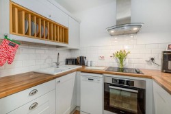 Images for 2/1, Holmbank Avenue, Shawlands, Glasgow