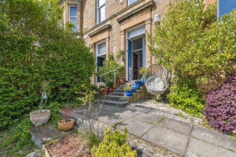 Click the photo for more details of Queen Mary Avenue, Crosshill, Glasgow