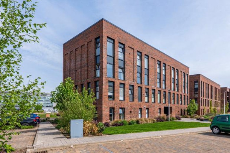 Click the photo for more details of Flat 0/2, Festival Court, Prince's Quay, Glasgow