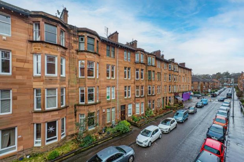 Click the photo for more details of 2/2, Cartvale Road, Battlefield