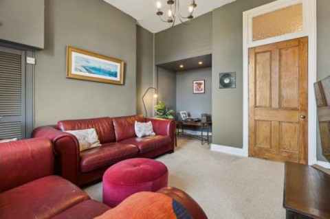 Click the photo for more details of Flat 3/1, Deanston Drive, Shawlands