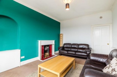Click the photo for more details of 2/2, Kings Park Road, Glasgow