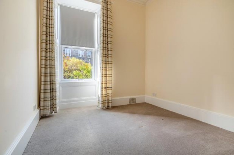Images for 0/1, Hampden Terrace, Mount Florida