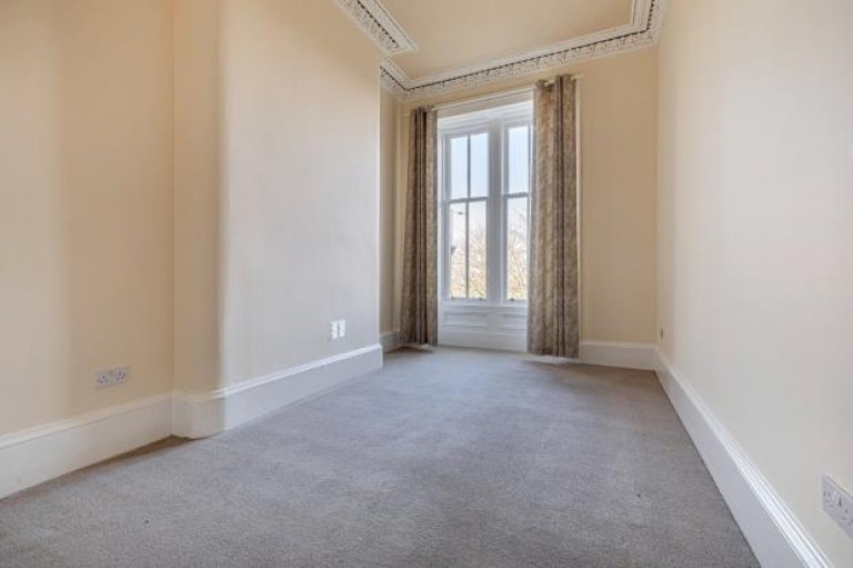 Images for 0/1, Hampden Terrace, Mount Florida