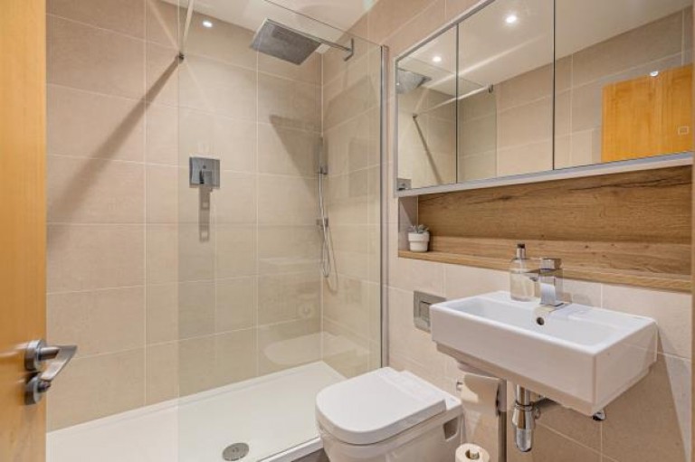 Images for 0/1, Merrylee Road, Muirend, Glasgow